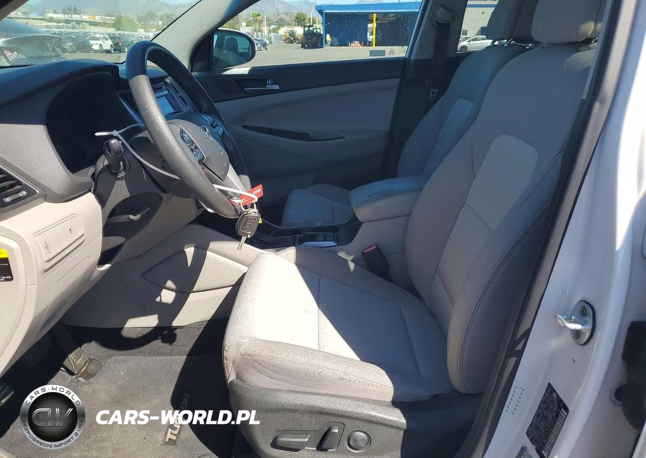 2016 Hyundai Tucson Se VIN:KM8J33A48GU180213 - 7