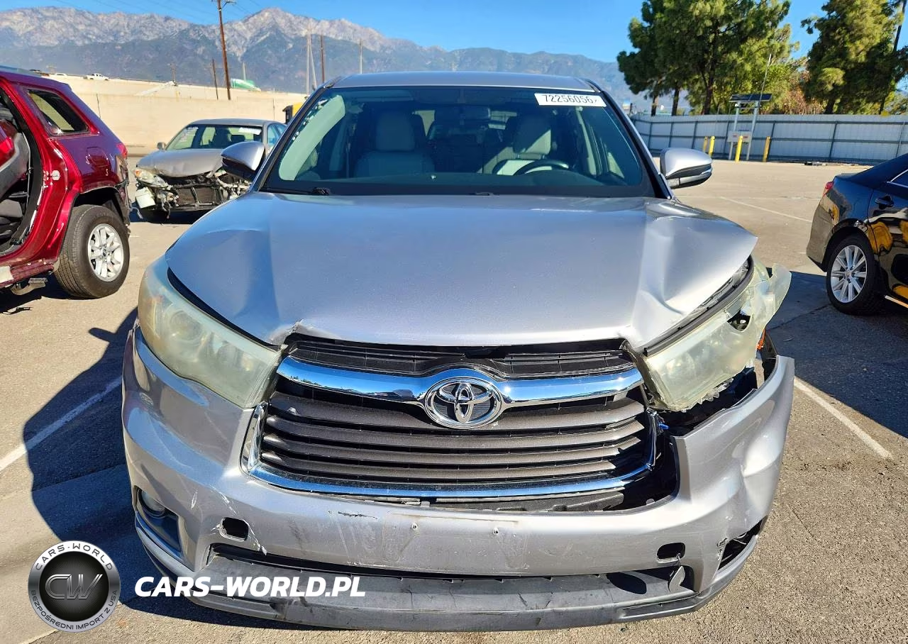 2015 Toyota Highlander Le Plus VIN:5TDZKRFH2FS065327 - 5
