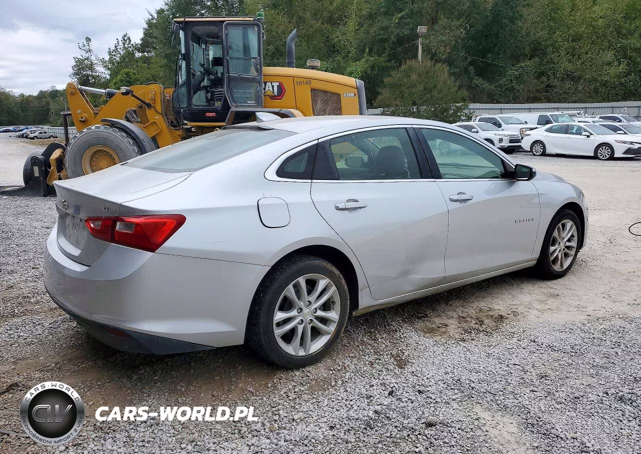 2018 Chevrolet Malibu Lt VIN:1G1ZD5ST8JF155354 - 3