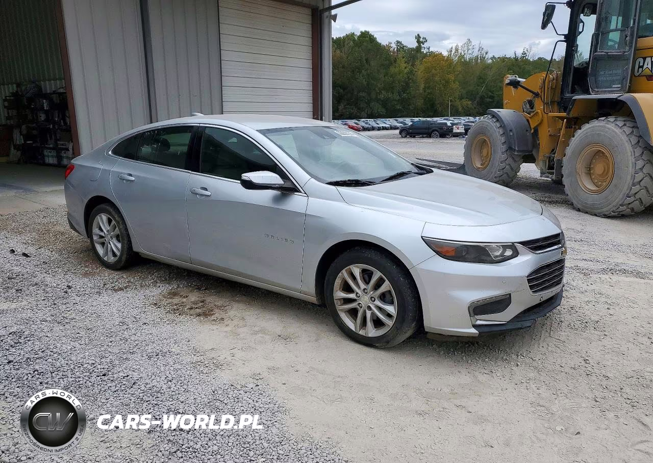 2018 Chevrolet Malibu Lt VIN:1G1ZD5ST8JF155354 - 4