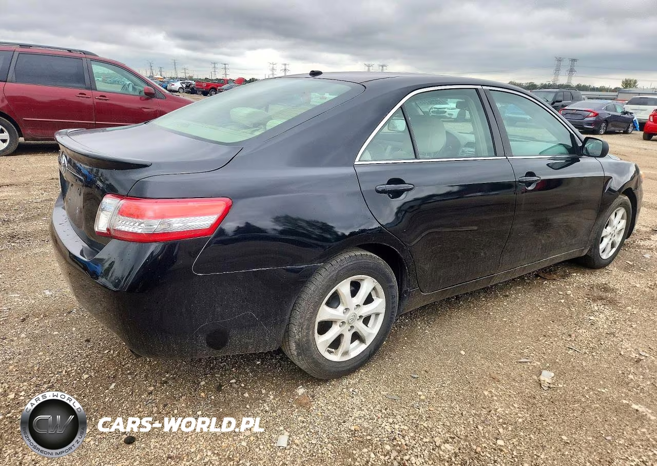 2010 Toyota Camry Le VIN:4T4BF3EK6AR045359 - 3