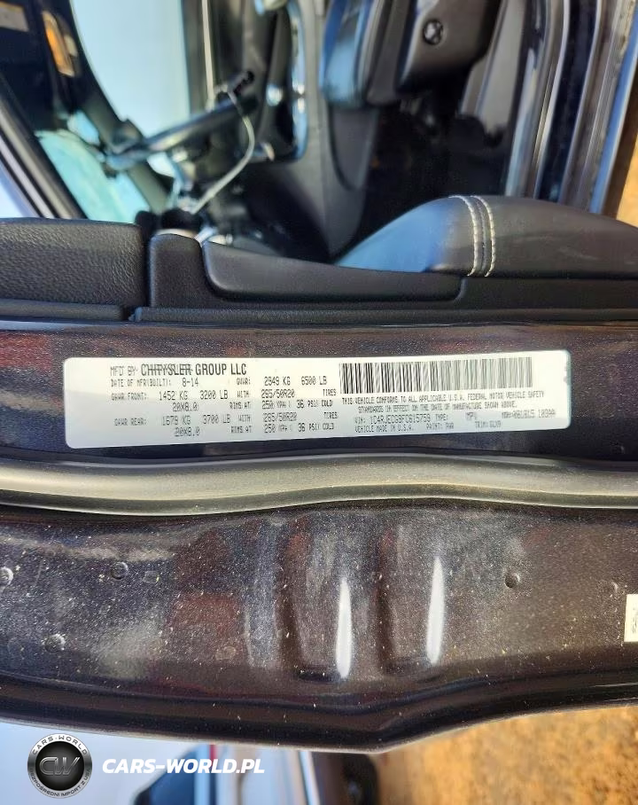 2015 Jeep Grand Cherokee Overland VIN:1C4RJECG9FC615759 - 14
