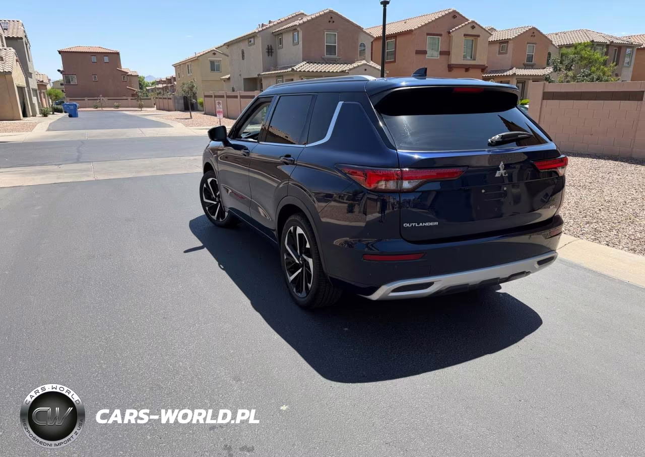 2023 Mitsubishi Outlander Sel 2.5 2Wd-Sel Black Edition 2Wd VIN:JA4J3VA88PZ052831 - 3