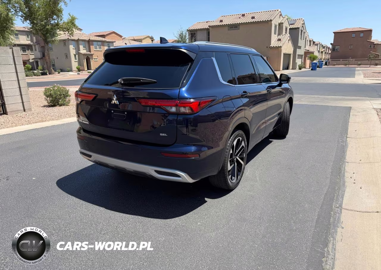 2023 Mitsubishi Outlander Sel 2.5 2Wd-Sel Black Edition 2Wd VIN:JA4J3VA88PZ052831 - 4