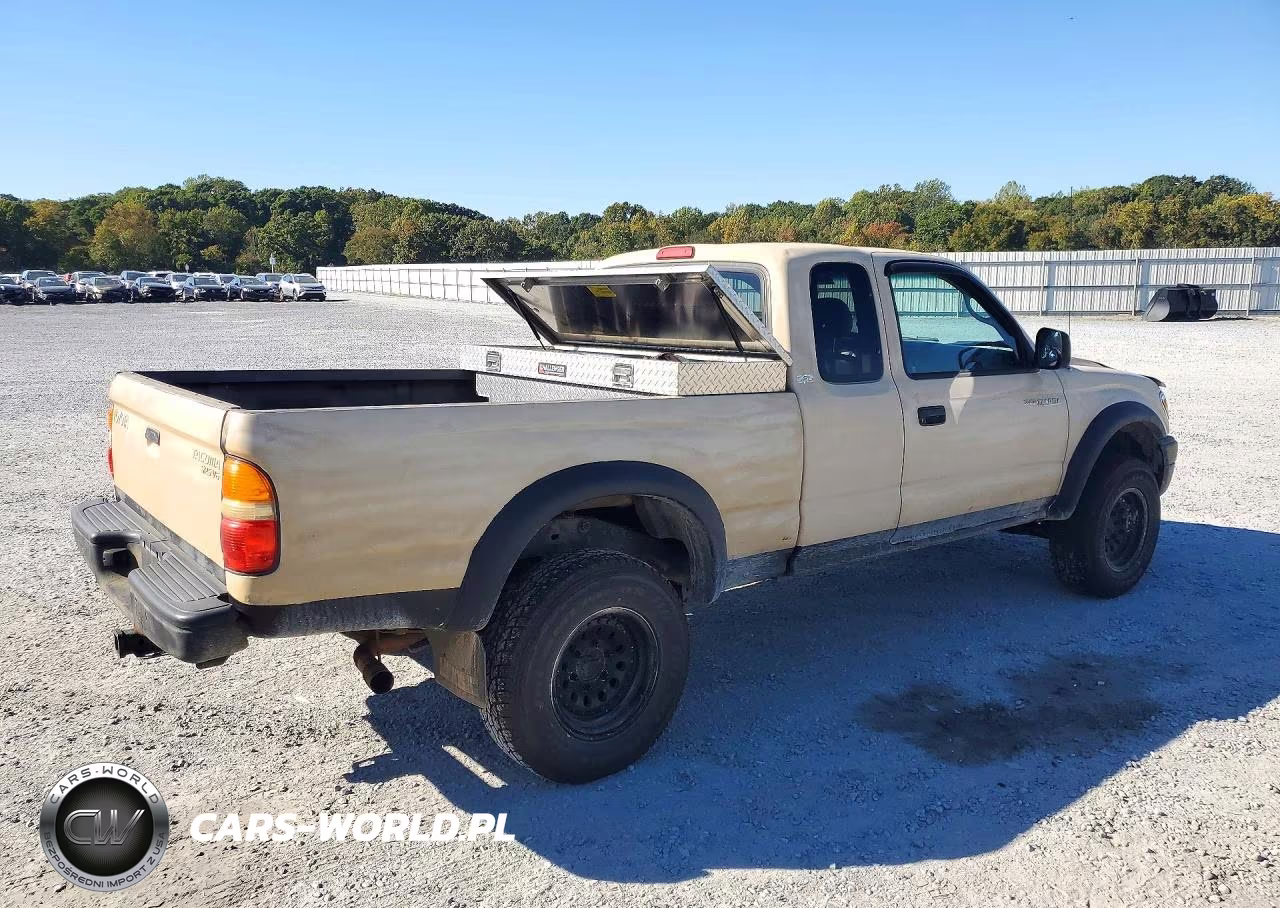 2002 Toyota Tacoma V6 VIN:5TEWN72NX2Z082898 - 3