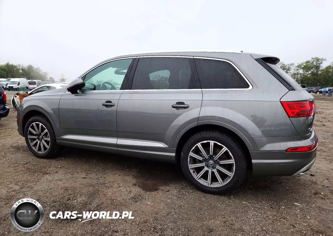 2017 Audi Q7 Premium Plus VIN:WA1LAAF76HD022488 - 2