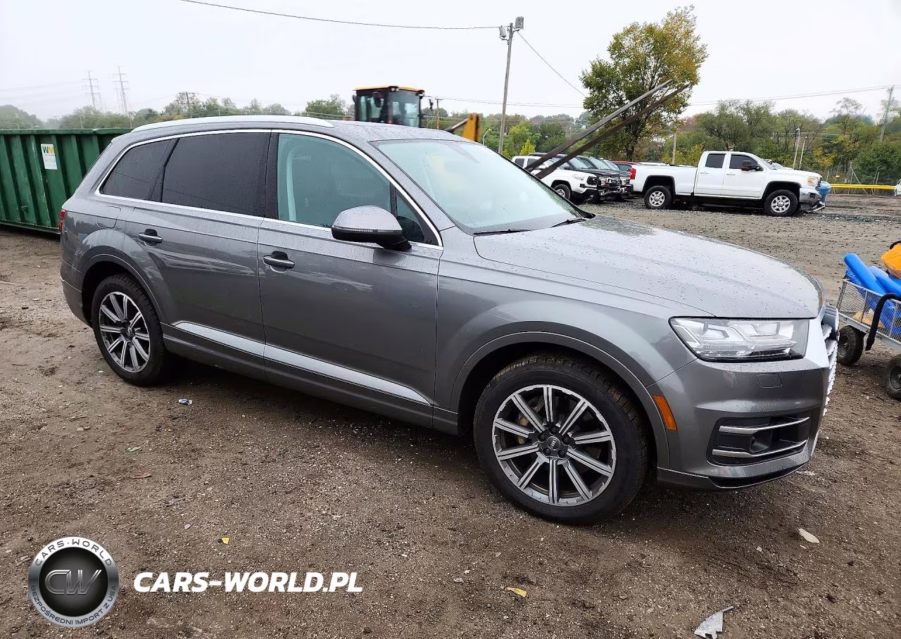 2017 Audi Q7 Premium Plus VIN:WA1LAAF76HD022488 - 4