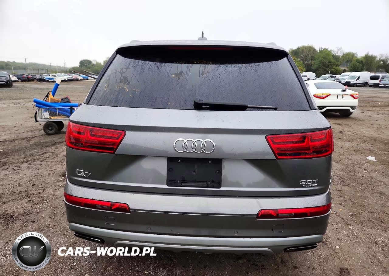 2017 Audi Q7 Premium Plus VIN:WA1LAAF76HD022488 - 6