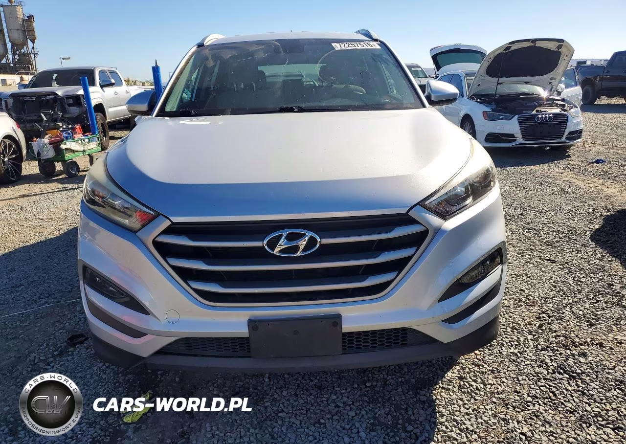 2017 Hyundai Tucson Se VIN:KM8J33A41HU378293 - 5