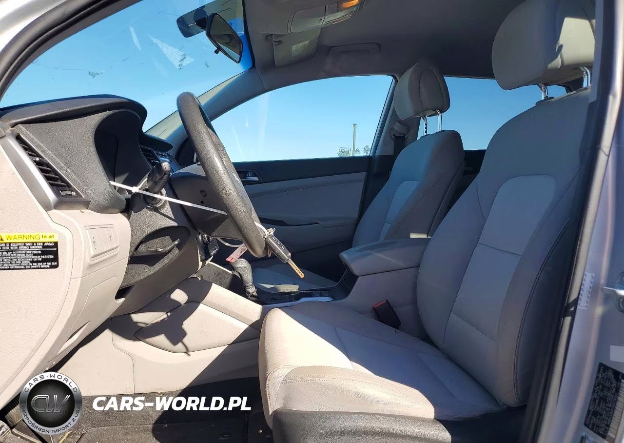 2017 Hyundai Tucson Se VIN:KM8J33A41HU378293 - 7