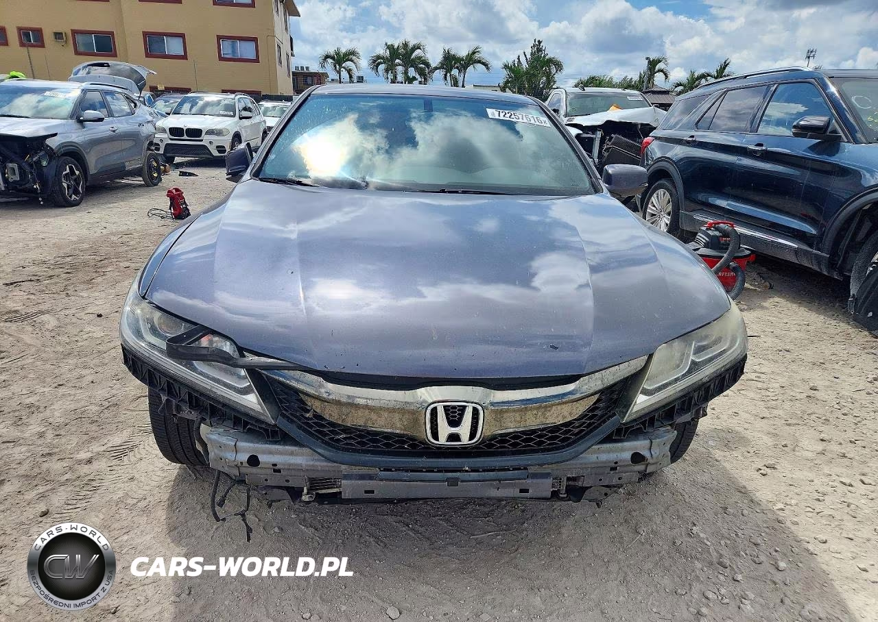 2017 Honda Accord Exl VIN:1HGCT2B8XHA007211 - 5