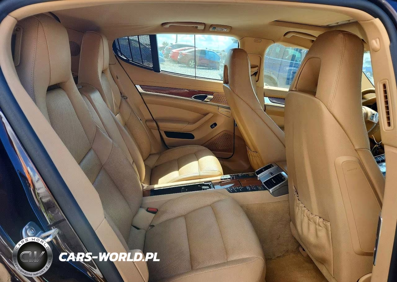 2016 Porsche Panamera 2 VIN:WP0AA2A76GL002739 - 10