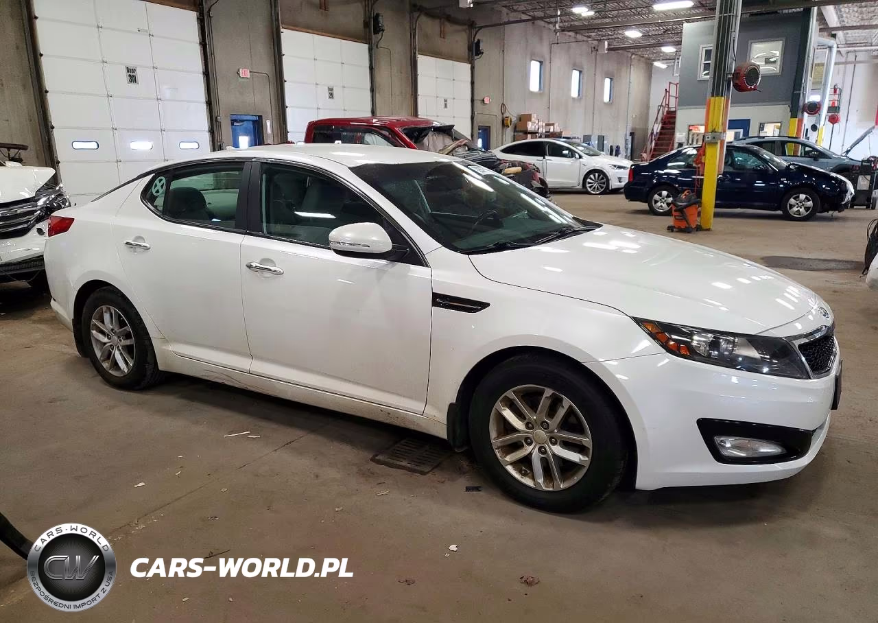 2012 Kia Optima Lx VIN:KNAGM4A7XC5290421 - 4