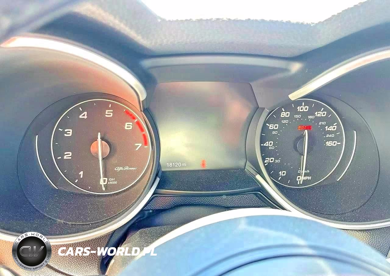 2022 Alfa Romeo Stelvio VIN:ZASPAJAN5N7D28208 - 9