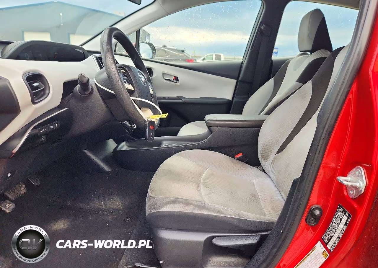 2017 Toyota Prius Two VIN:JTDKBRFU5H3567297 - 7