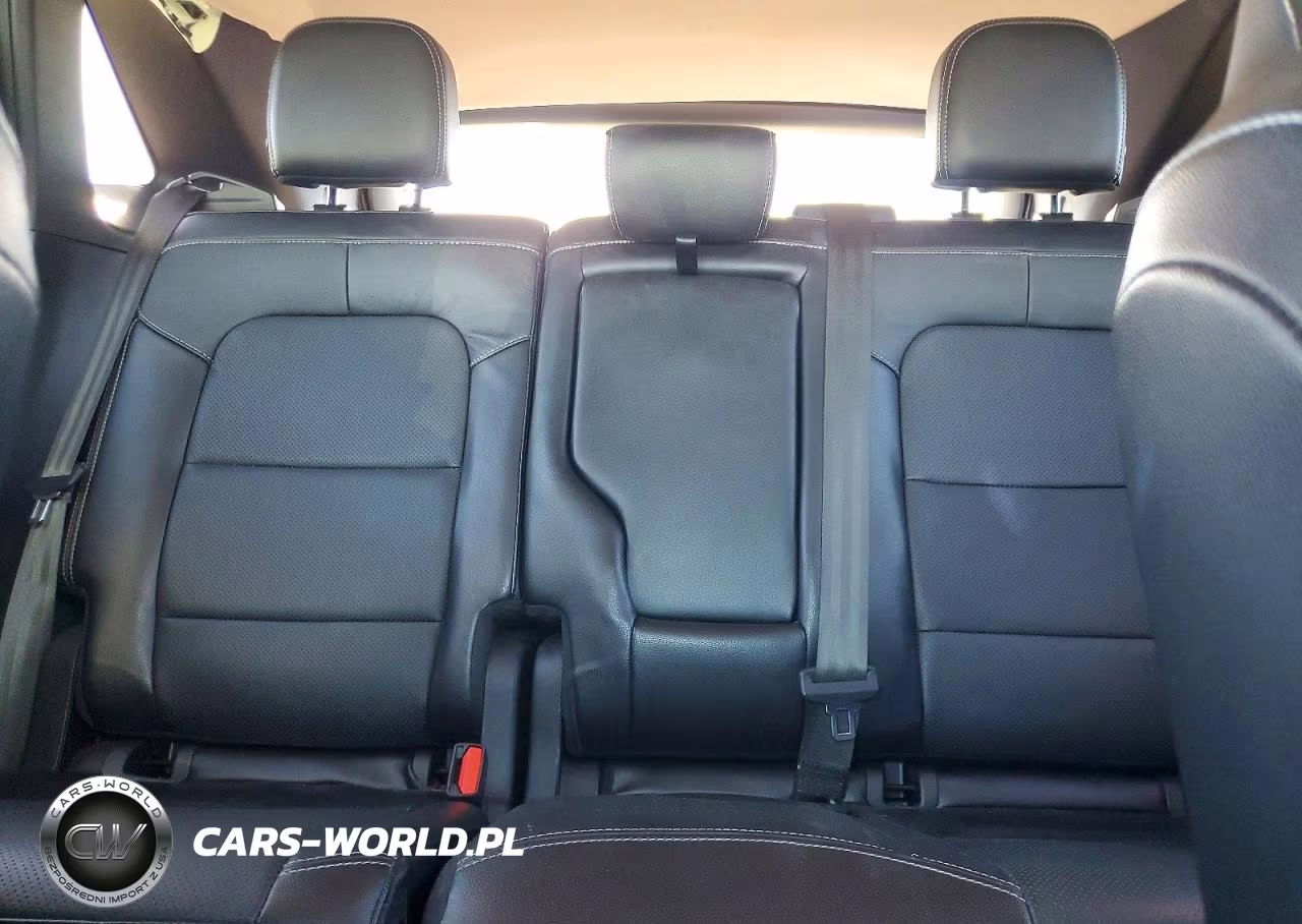 2020 Ford Escape Titanium VIN:1FMCU0DZ4LUB93658 - 10