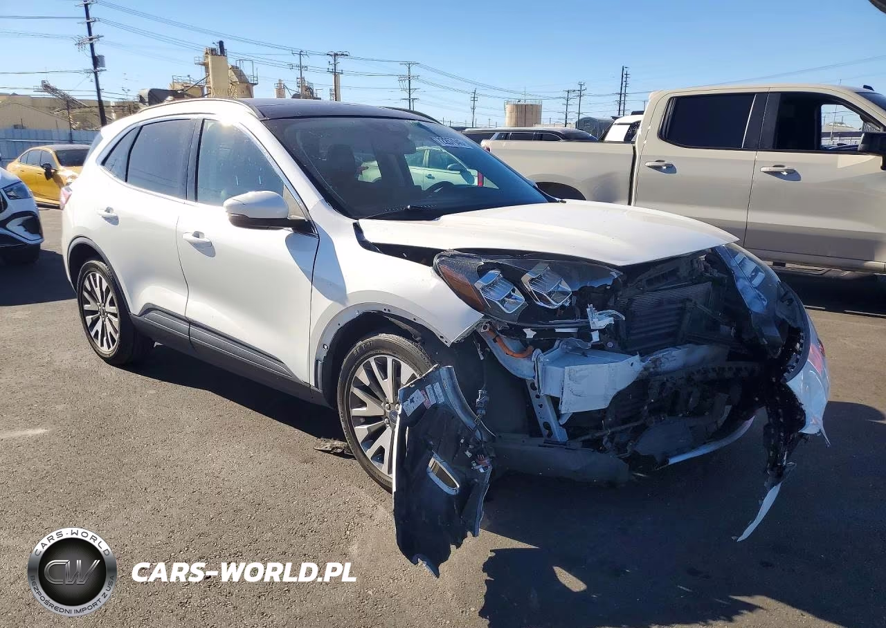 2020 Ford Escape Titanium VIN:1FMCU0DZ4LUB93658 - 4