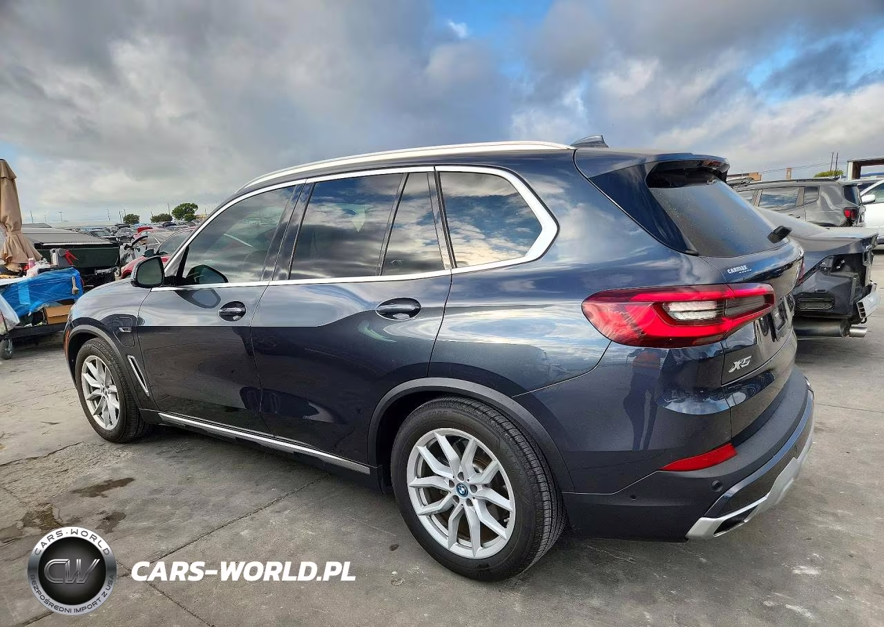 2022 BMW X5 xDrive45E VIN:5UXTA6C04N9K88762 - 2