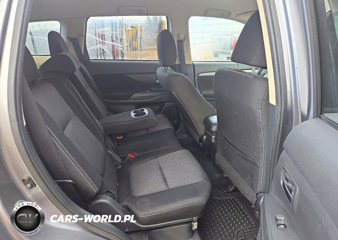 2018 Mitsubishi Outlander Se VIN:JA4AZ3A39JZ017049 - 10