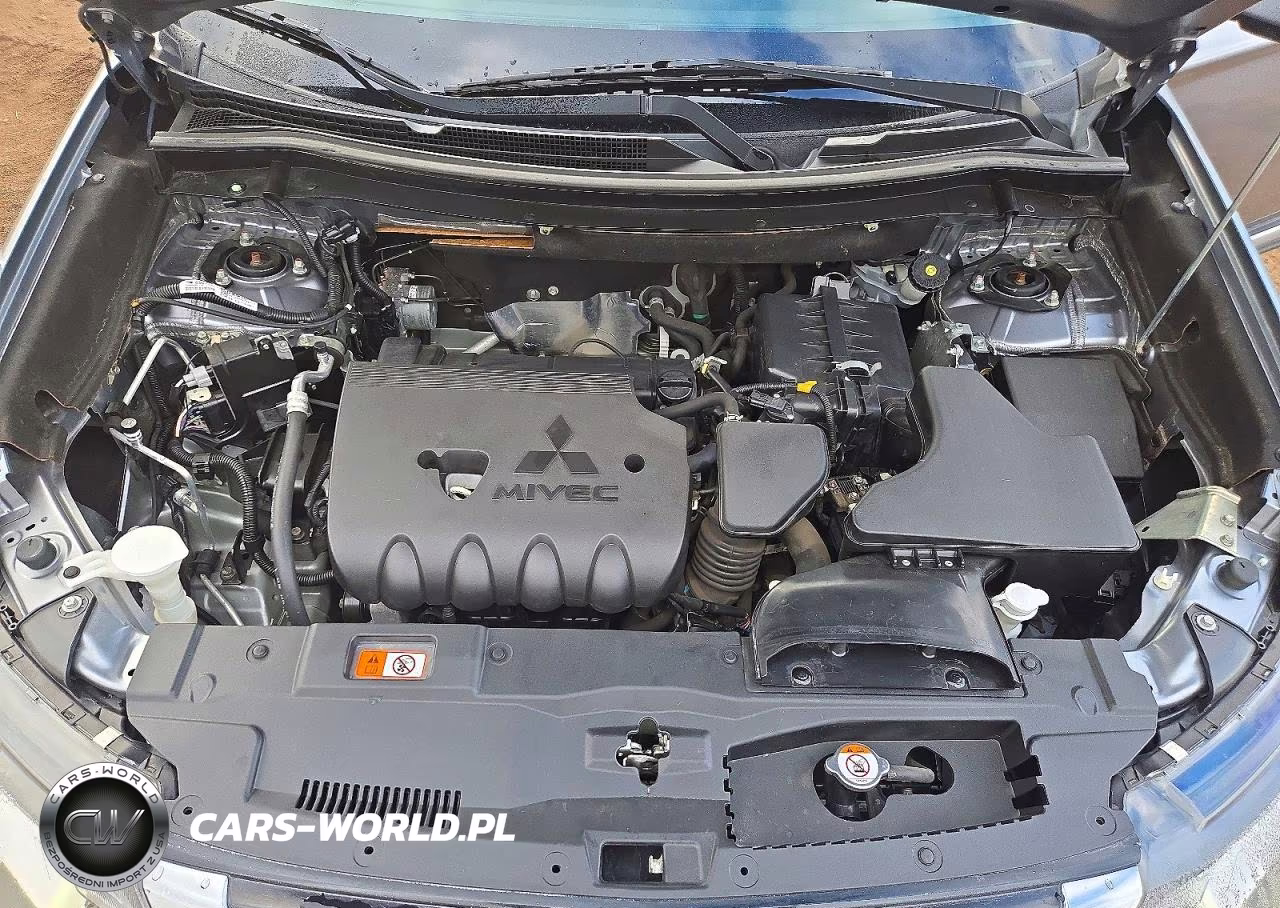 2018 Mitsubishi Outlander Se VIN:JA4AZ3A39JZ017049 - 11
