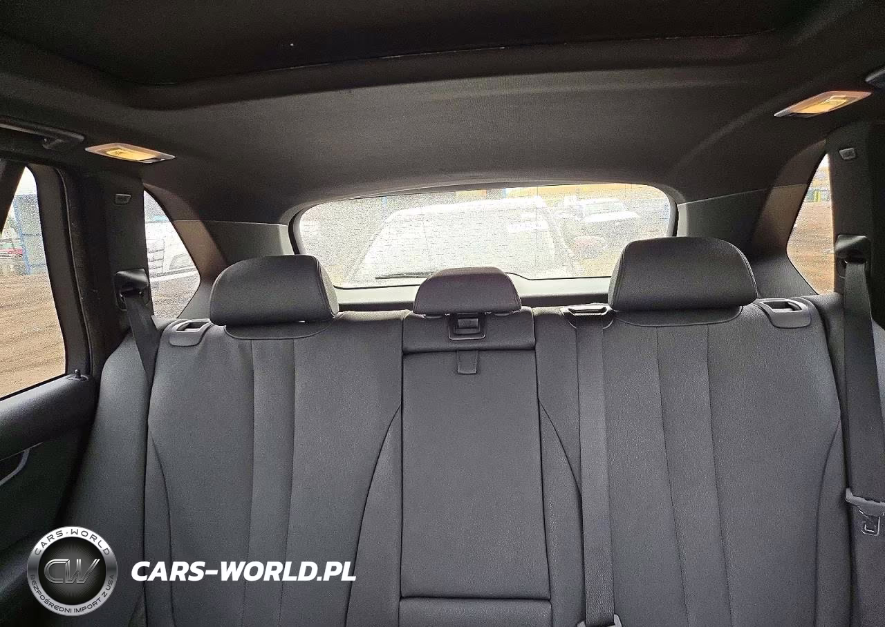 2018 BMW X5 Xdr40E VIN:5UXKT0C56J0V98604 - 10