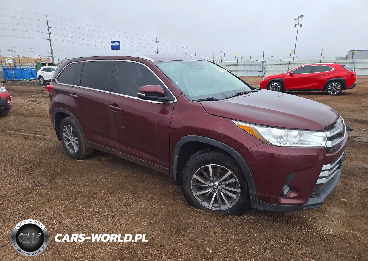 2017 Toyota Highlander Xle VIN:5TDJZRFH5HS363267 - 4