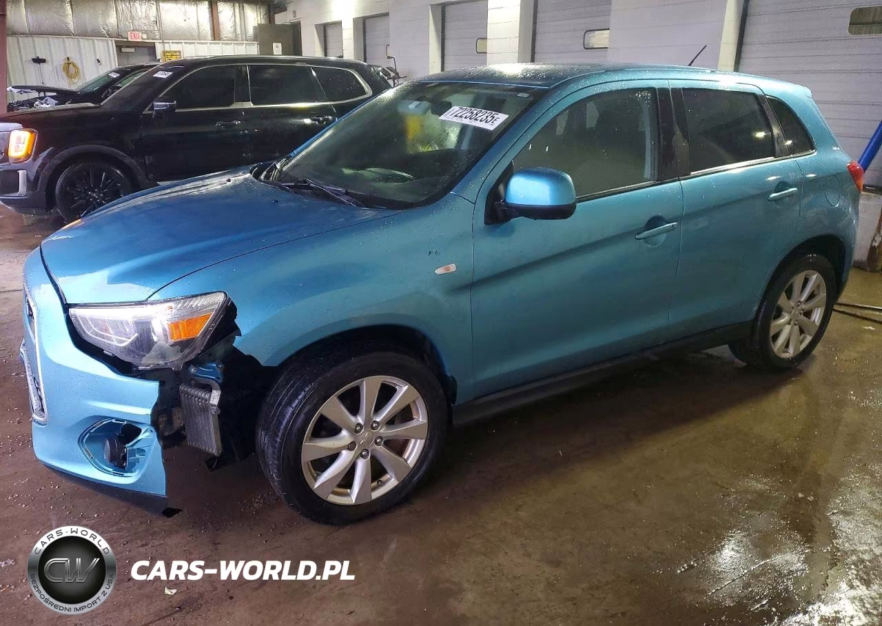 2014 Mitsubishi Outlander Sport Es – zdjęcie 1 z 12