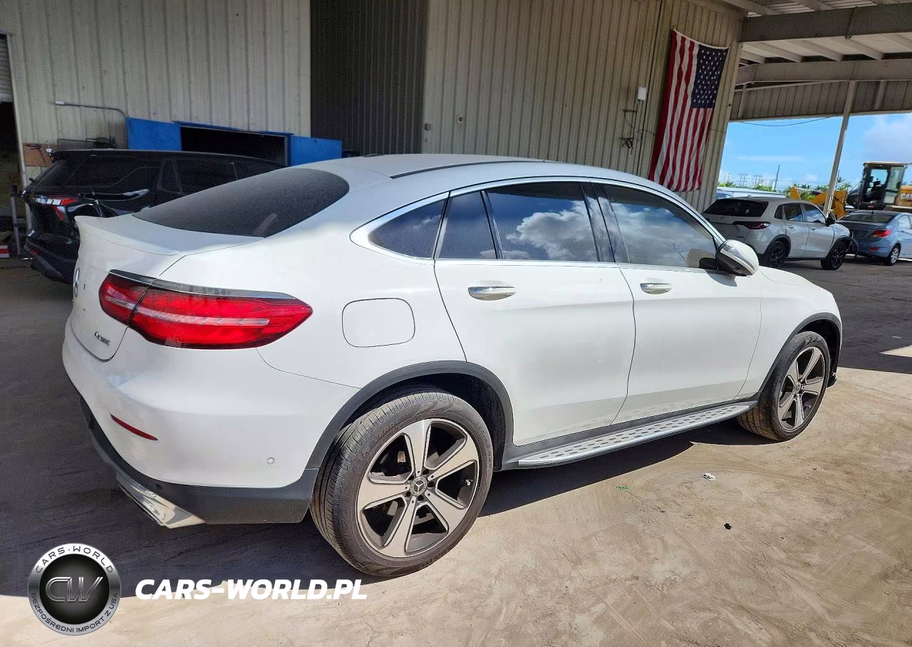2018 Mercedes-Benz Glc Coupe 300 4Matic VIN:WDC0J4KB9JF455313 - 3