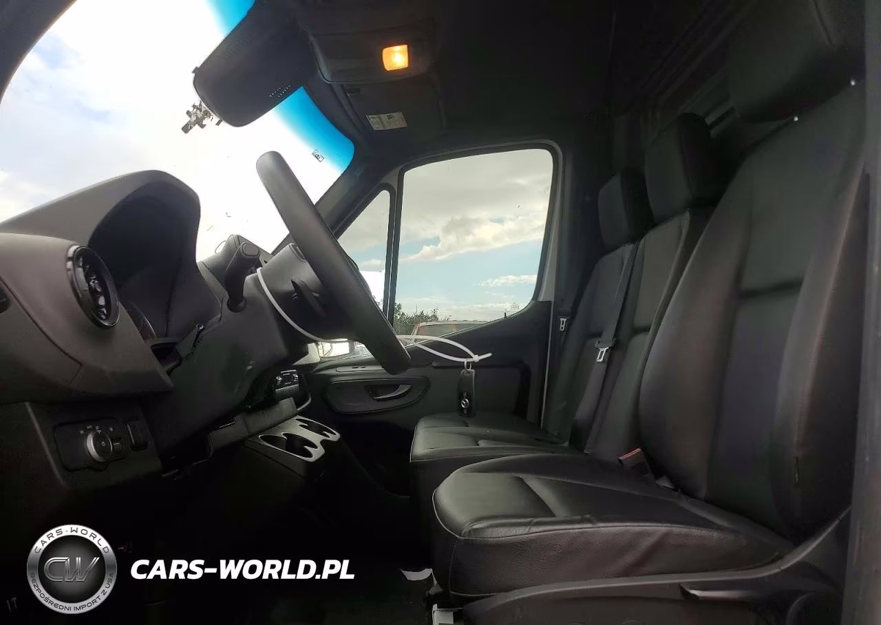 2024 Mercedes-Benz Sprinter 4500 Delivery Van VIN:W1Y9ND3Y4RT172508 - 7