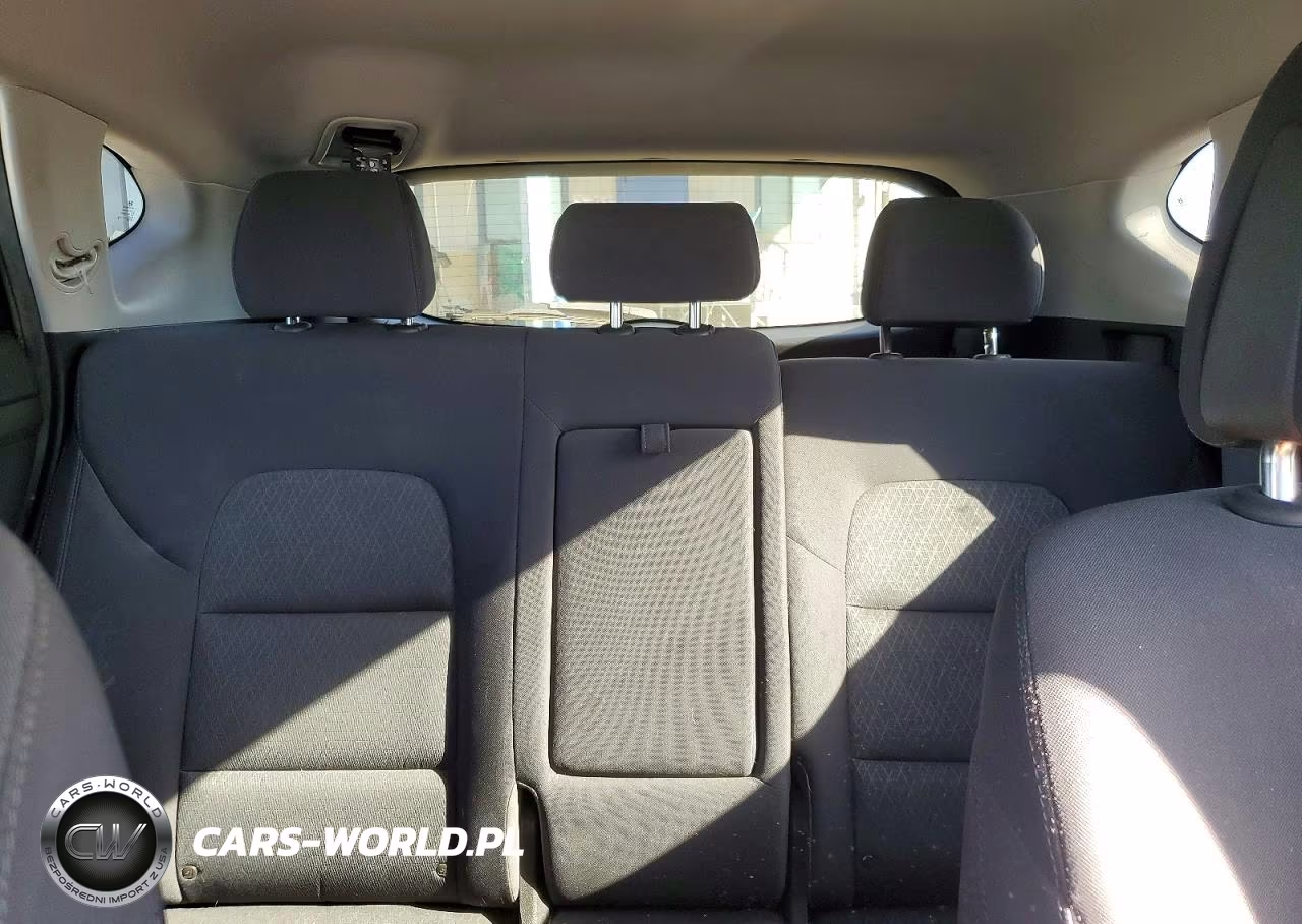 2018 Hyundai Tucson Sel VIN:KM8J33A47JU648682 - 10