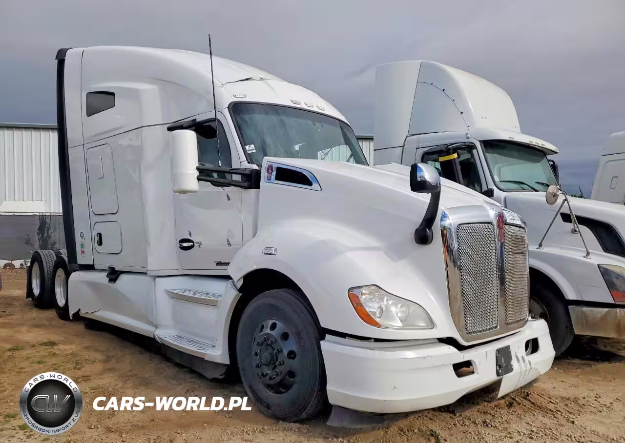 2019 Kenworth T680 Semi Truck