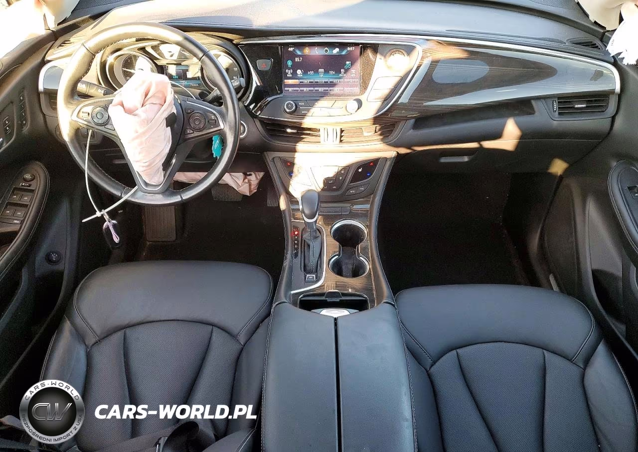 2019 Buick Envision Essence VIN:LRBFX2SA6KD110228 - 8