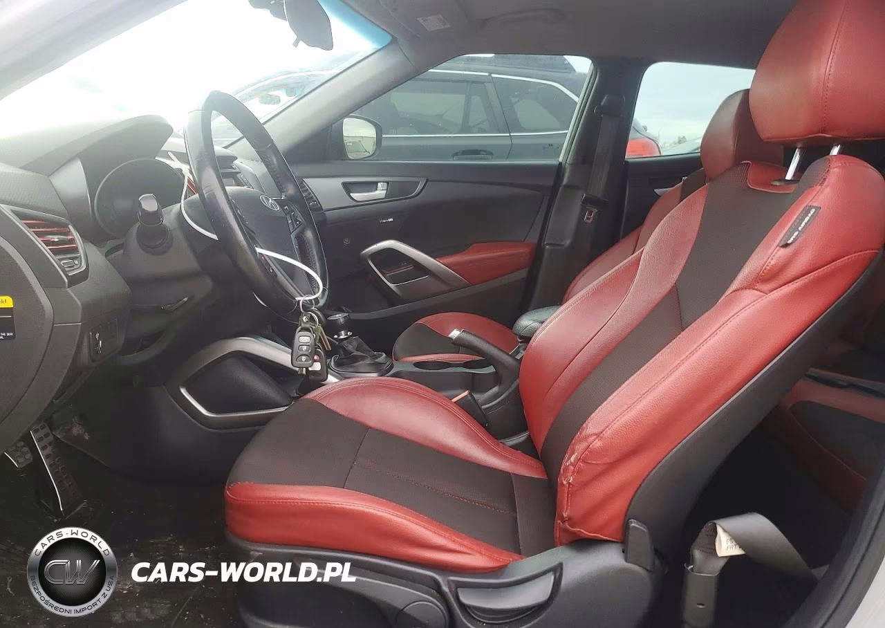 2015 Hyundai Veloster Turbo VIN:KMHTC6AE0FU218812 - 7