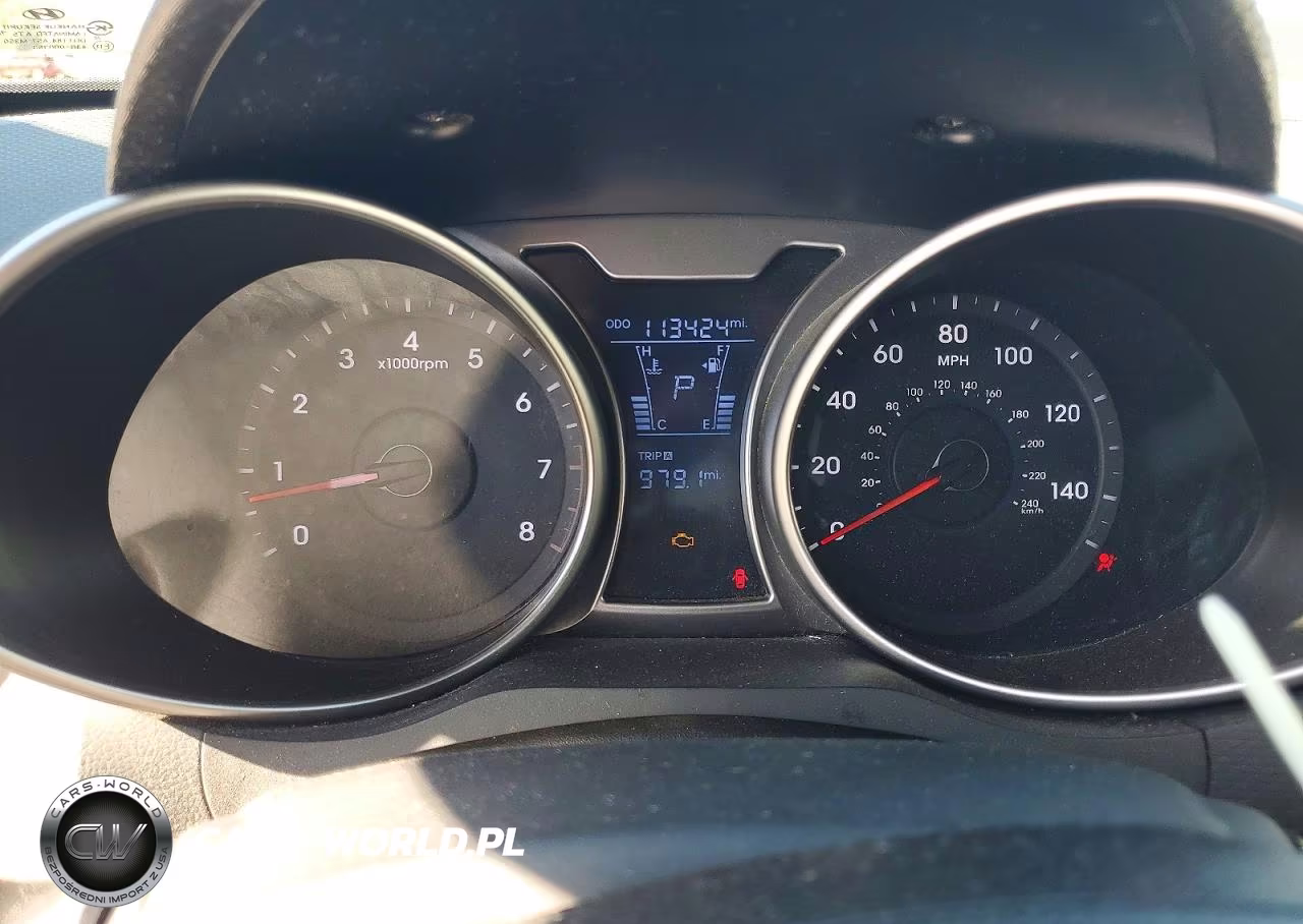 2014 Hyundai Veloster Base VIN:KMHTC6AD3EU194639 - 9