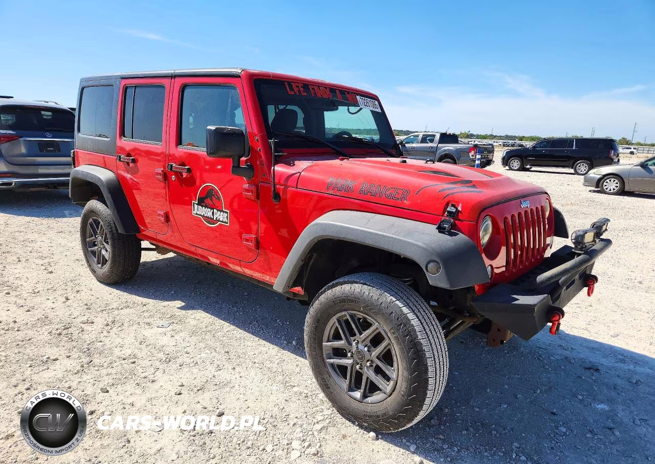 2015 Jeep Wrangler Unlimited Sport VIN:1C4BJWDG4FL523528 - 4