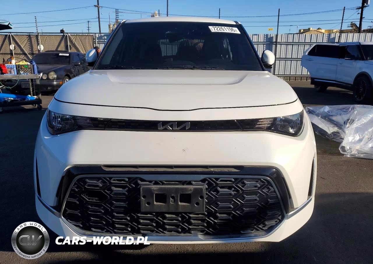 2023 Kia Soul Gt Line VIN:KNDJ53AU6P7861001 - 5