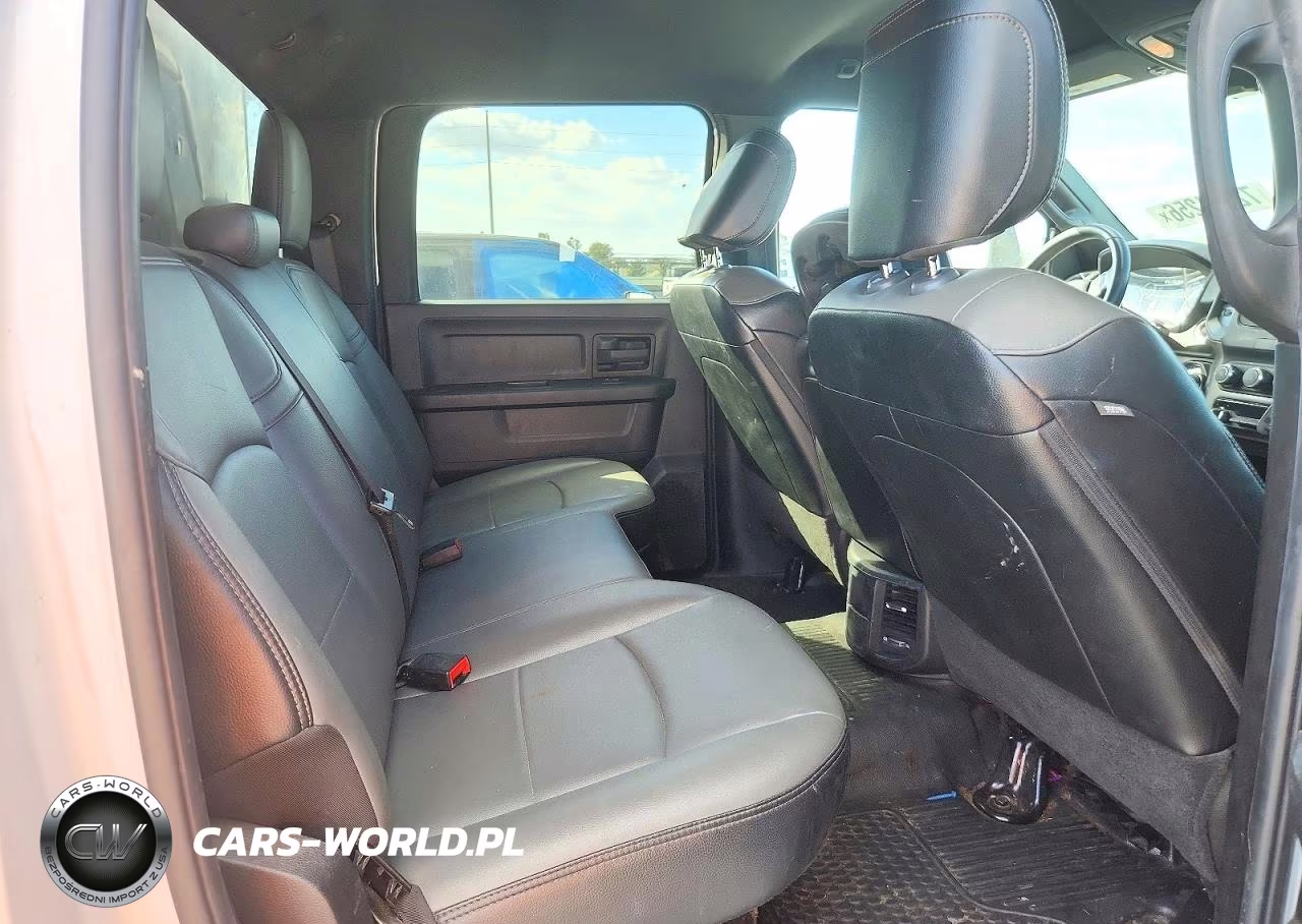 2023 Ram 2500 Tradesman VIN:3C6UR4HJ9PG528726 - 10