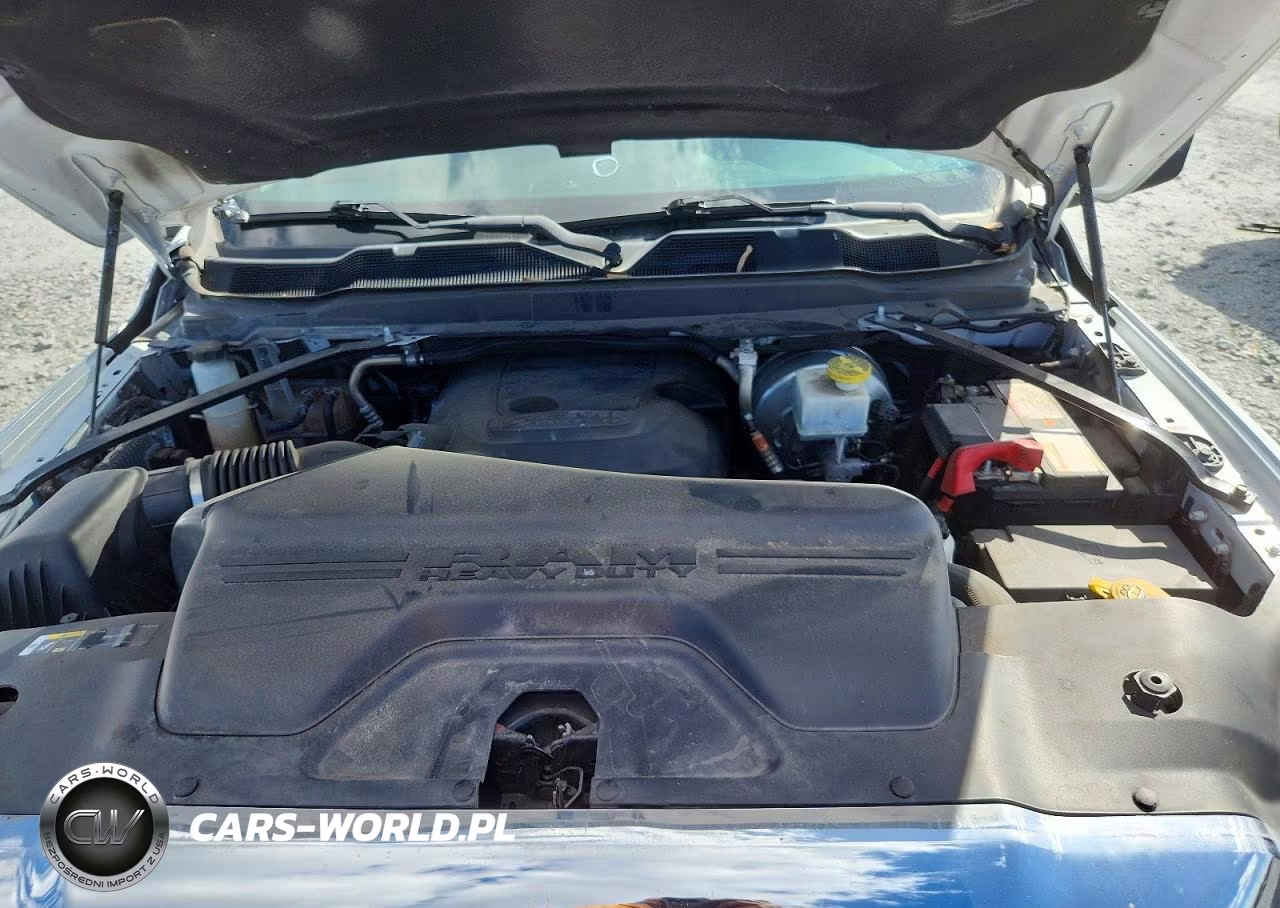 2023 Ram 2500 Tradesman VIN:3C6UR4HJ9PG528726 - 11
