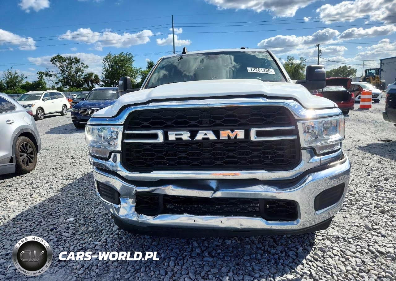 2023 Ram 2500 Tradesman VIN:3C6UR4HJ9PG528726 - 5