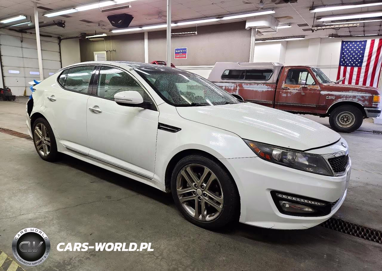2013 Kia Optima Sx VIN:5XXGR4A67DG131980 - 4