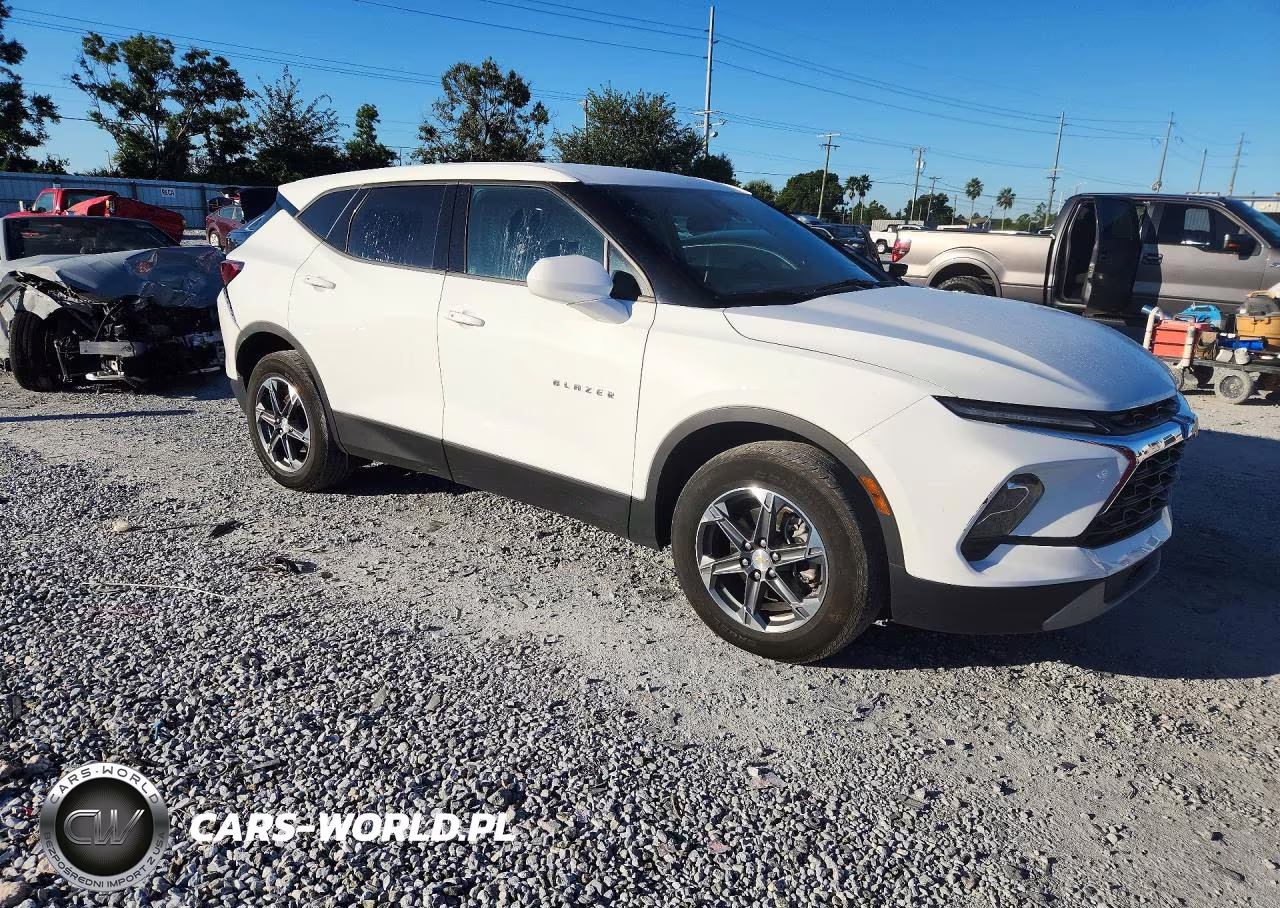 2025 Chevrolet Blazer 2Lt VIN:3GNKBCR42SS245329 - 4