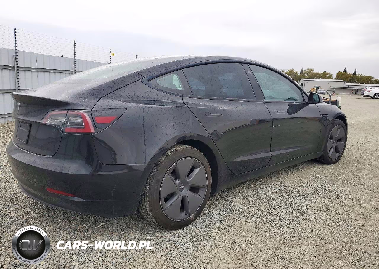 2023 Tesla Model 3 VIN:5YJ3E1EA0PF421072 - 3