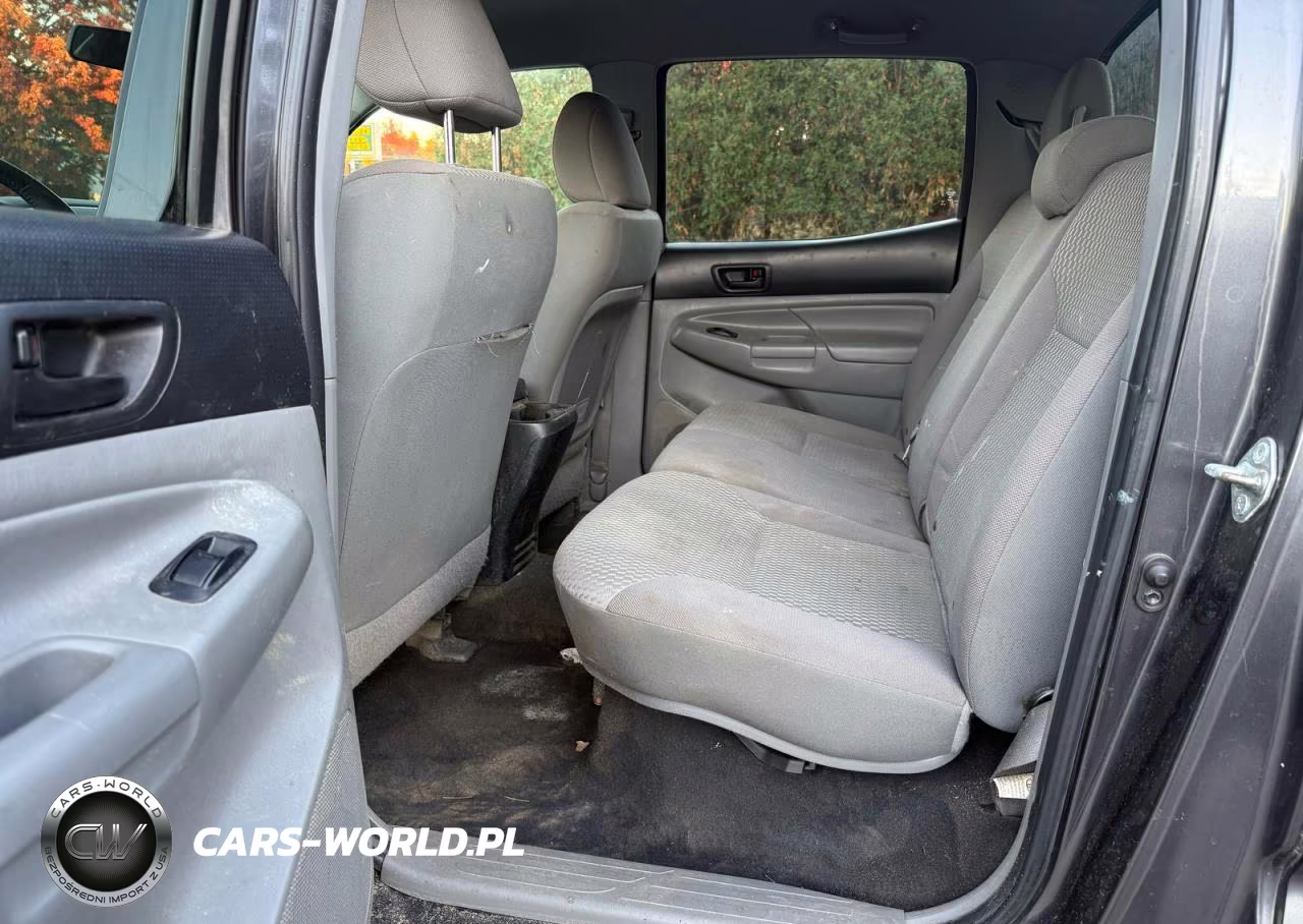 2015 Toyota Tacoma V6 VIN:3TMLU4EN3FM199466 - 12