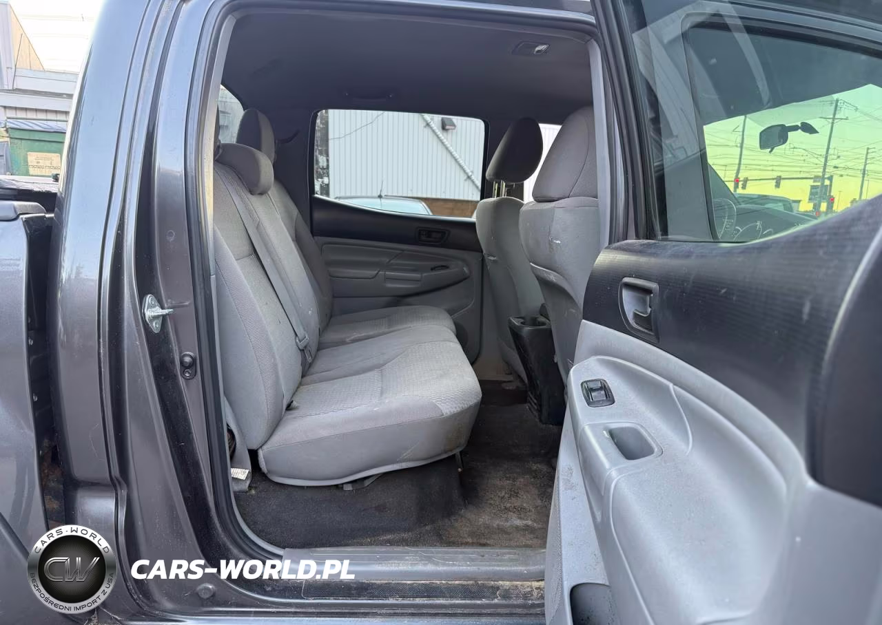 2015 Toyota Tacoma V6 VIN:3TMLU4EN3FM199466 - 6