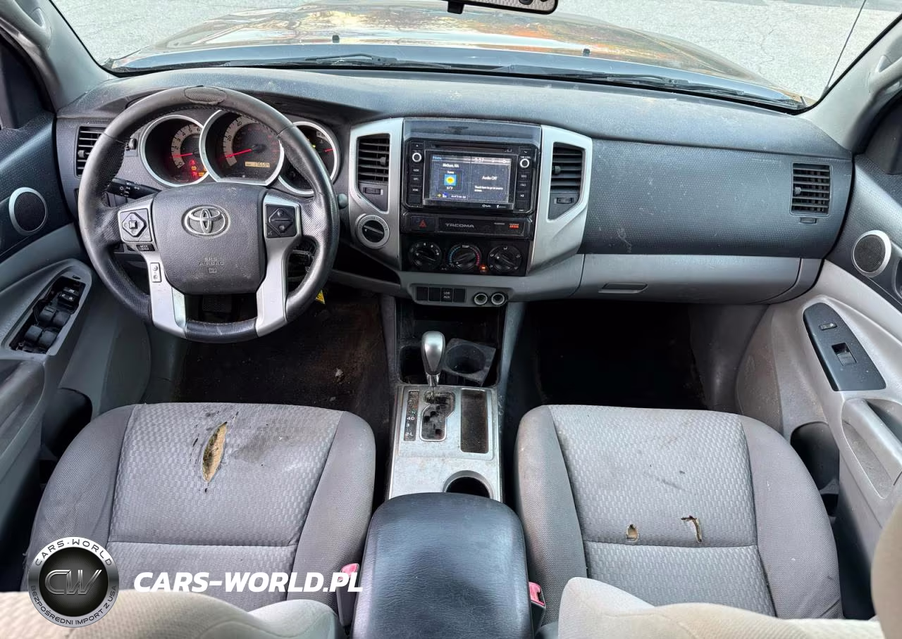 2015 Toyota Tacoma V6 VIN:3TMLU4EN3FM199466 - 9
