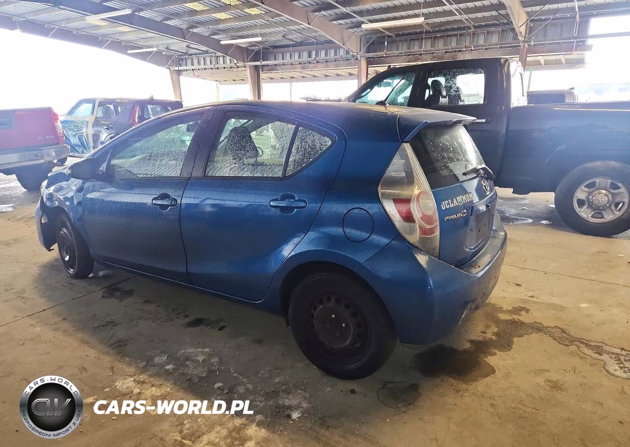 2012 Toyota Prius C VIN:JTDKDTB39C1017450 - 2
