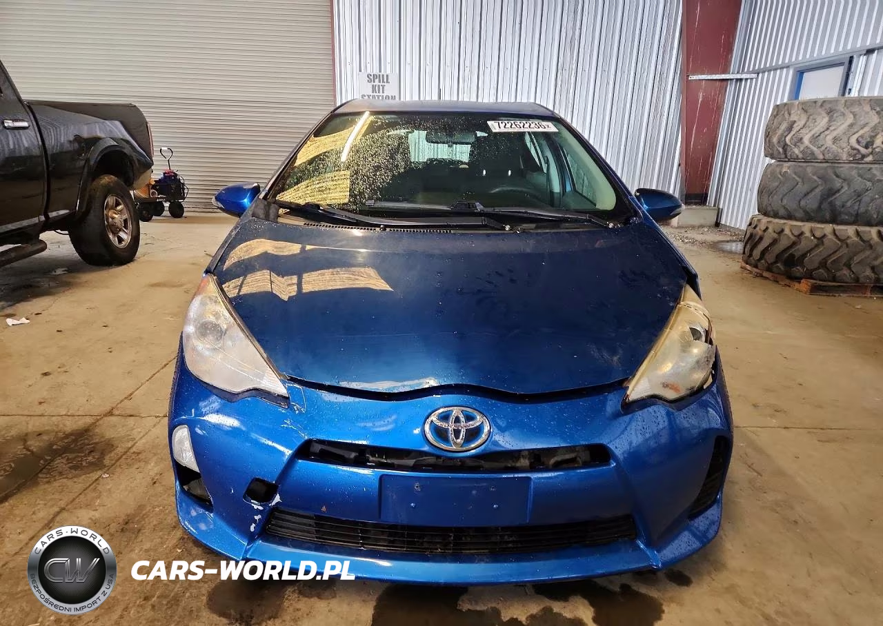 2012 Toyota Prius C VIN:JTDKDTB39C1017450 - 5