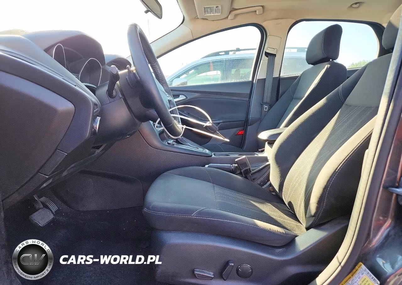 2016 Ford Focus Se VIN:1FADP3F25GL357731 - 7