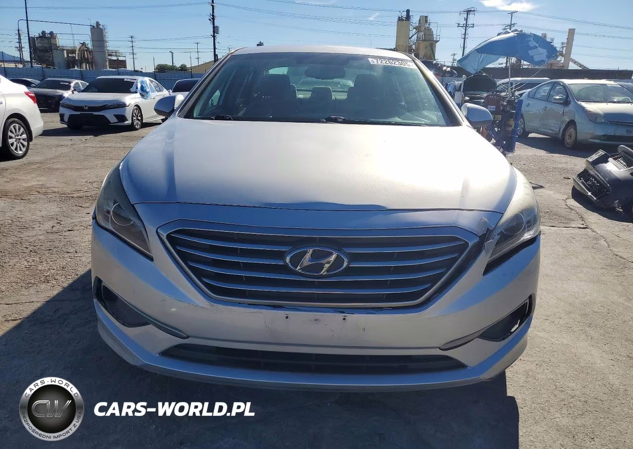 2016 Hyundai Sonata Se VIN:5NPE24AF6GH360574 - 5