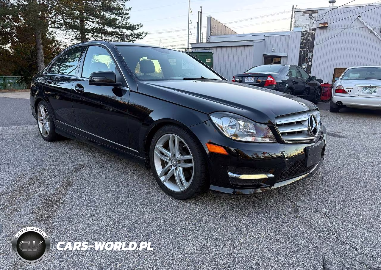 2012 Mercedes-Benz C 300 4Matic
